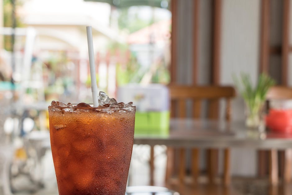 iced tea glass outdoor park